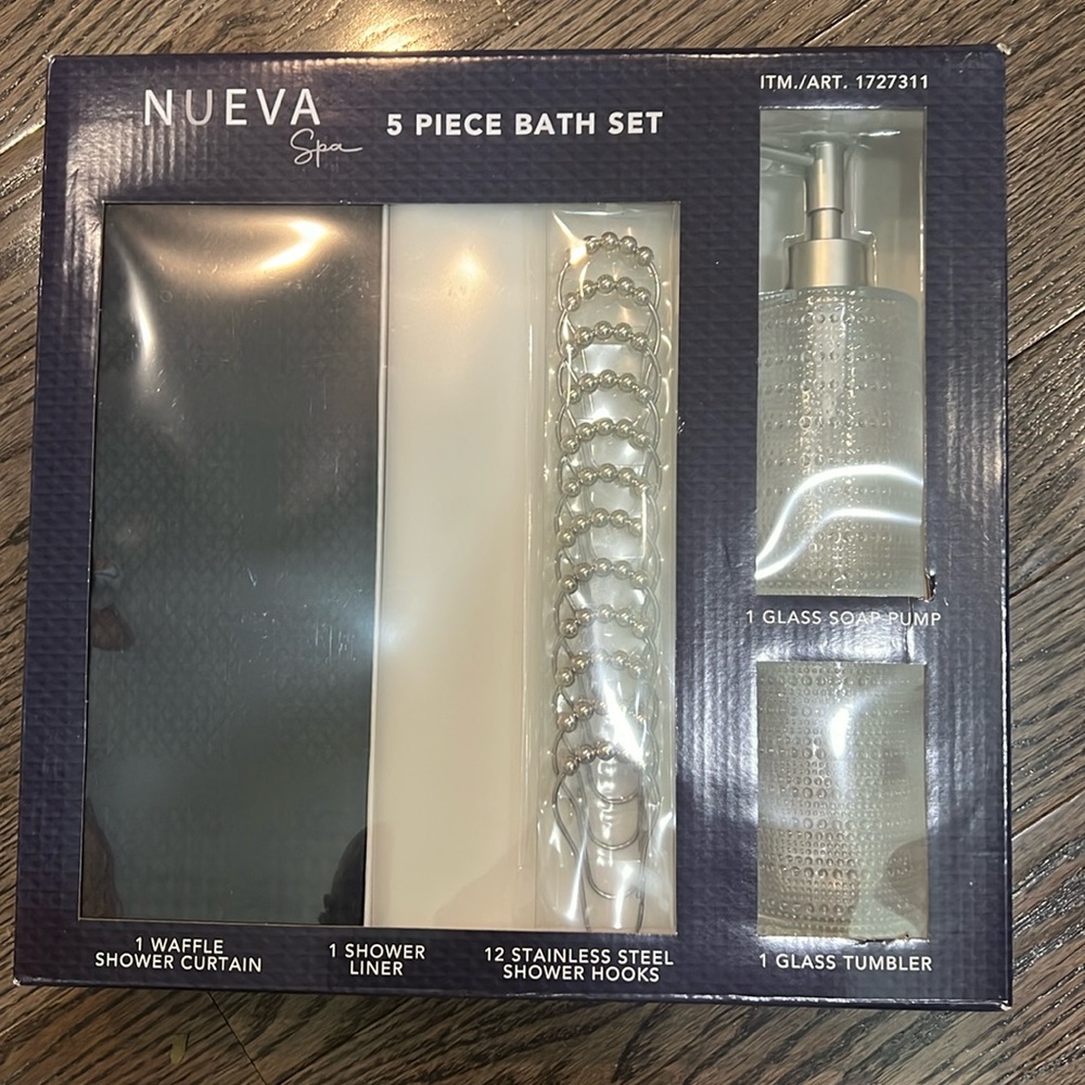 NEW! Nueva Spa 5 piece bath set, Navy Blue